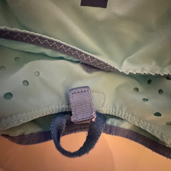 Nathan Women's VaporHowe 12L Hydration Pack Running Vest Teal 2 L Bladder XS - Picture 11 of 13